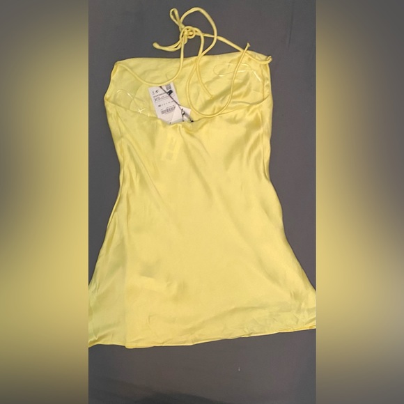 Zara NWT Satin Mini Dress Yellow - Picture 5 of 5